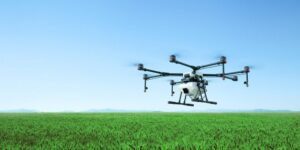 Drone phun thuốc bảo vệ thực vật